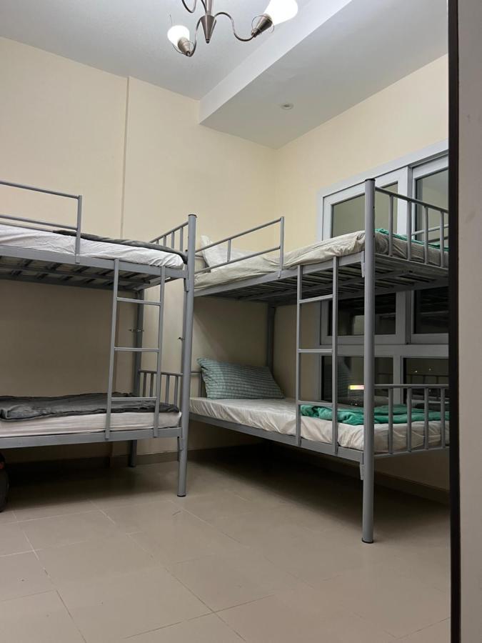 Grand Pearl Hostel For Boys Dubai Eksteriør billede