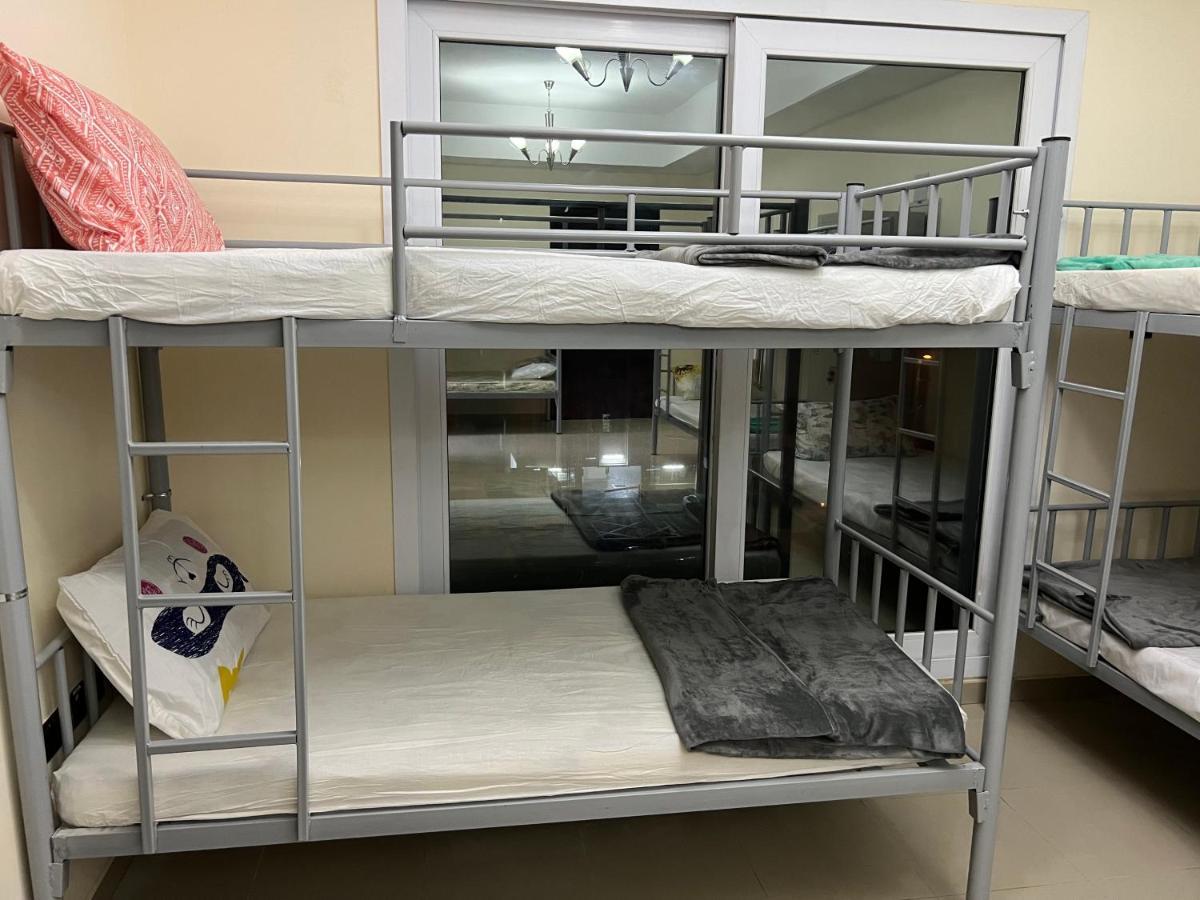 Grand Pearl Hostel For Boys Dubai Eksteriør billede